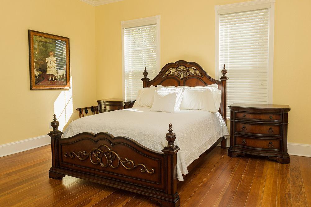 Red Velvet Inn Navasota Luaran gambar